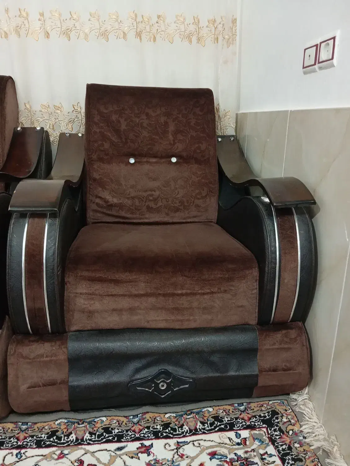 مبل راحتی|مبلمان خانگی و میز عسلی|سبزوار, شرق کال جنوبی (شمس آبادی)|دیوار