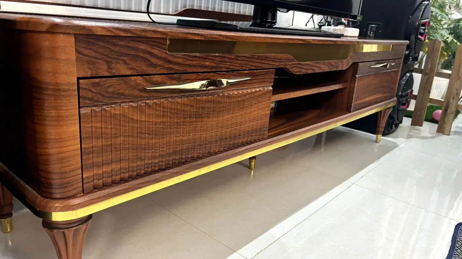 کنسول ،میزTV،میز عسلی ،جلومبلی باخودمبل|مبلمان خانگی و میز عسلی|زرندیه, |دیوار