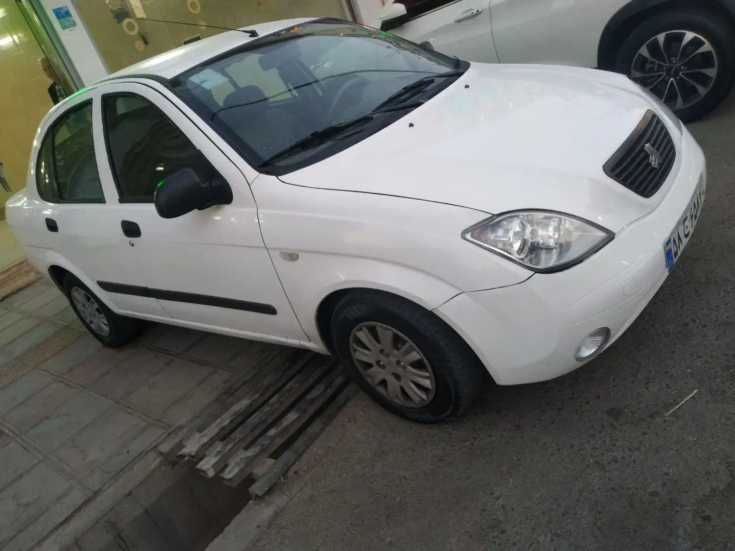 تیبا صندوق دار درجه یک|خودرو سواری و وانت|قم, شهرک امام حسین|دیوار