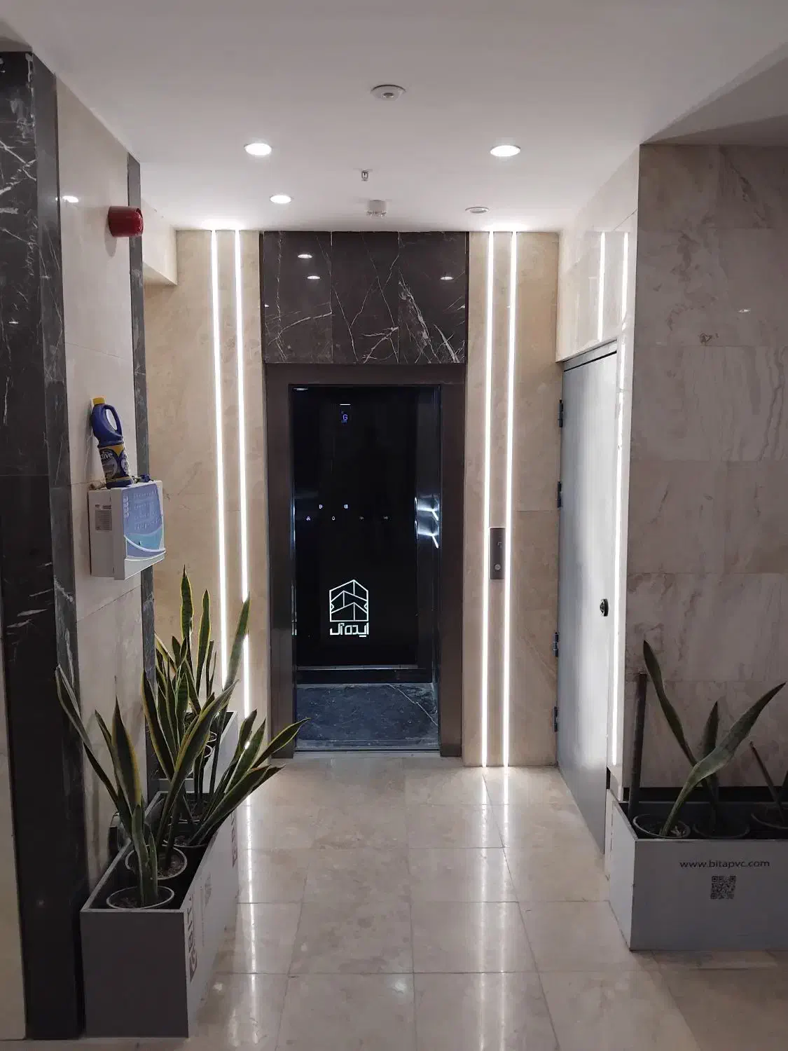 آپارتمان 125 متری / تاپ لوکیشن / نزدیک حاشیه|فروش آپارتمان|مشهد, کوشش|دیوار