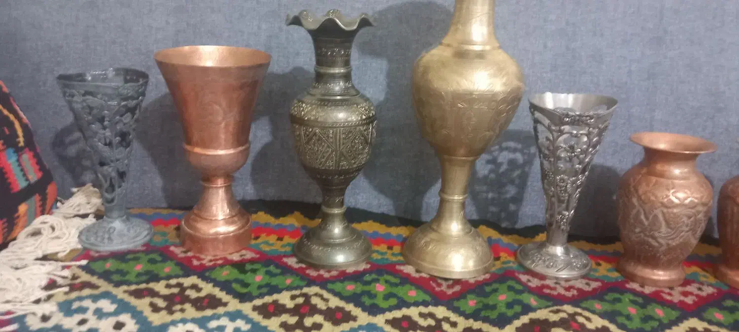 گلدان و سماور و شمعدان برنجی|سماور، چای‌ساز، قهوه‌ساز|نسیم‌شهر, |دیوار