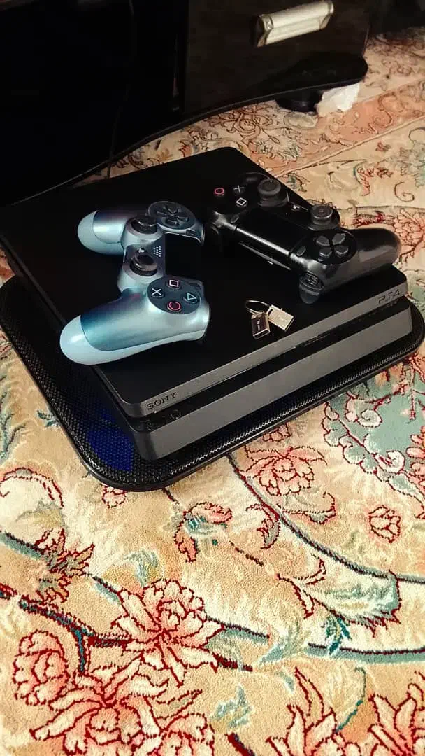 PS4 کپی خور ۱ترابایت 2دسته همراه با فن 2پر قوی|کنسول، بازی ویدئویی و آنلاین|رامسر, |دیوار