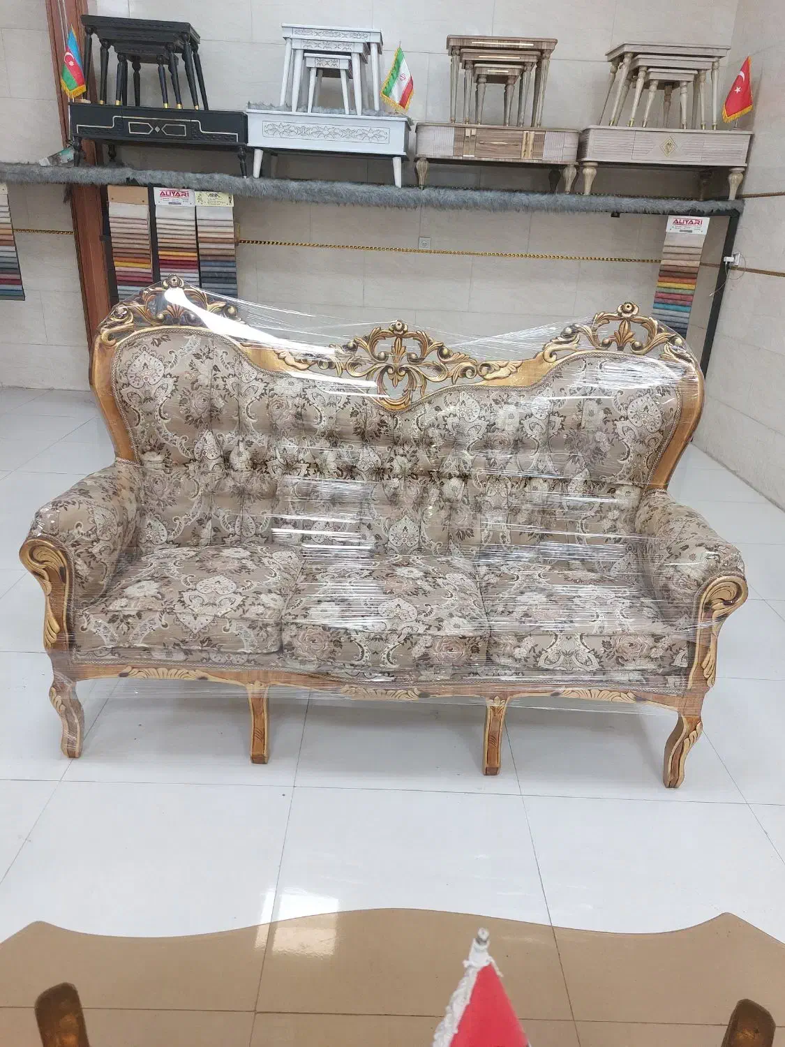 مبل سلطنتی ۹نفره مدل تک گل تمام راش درحدنو|مبلمان خانگی و میز عسلی|رشت, آزادگان|دیوار