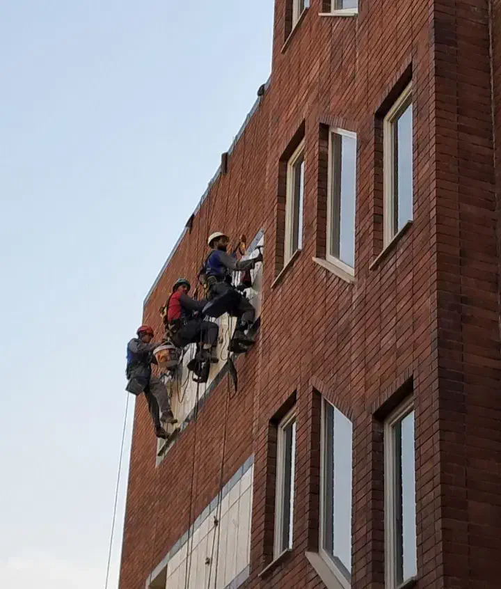 پیچ کردن نما پیچ ورولپلاک نماطنابکارارتفاع راپل|خدمات پیشه و مهارت|تهران, سبلان (لشگر)|دیوار