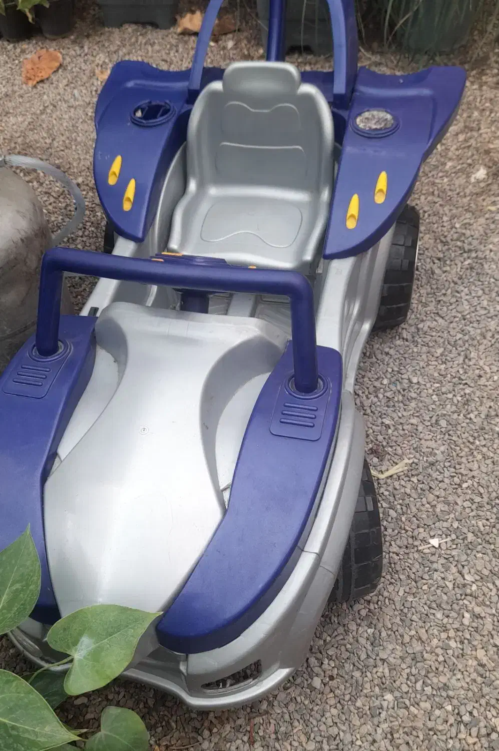 ماشین شارژی|اسباب‌بازی بچه|یزد, |دیوار