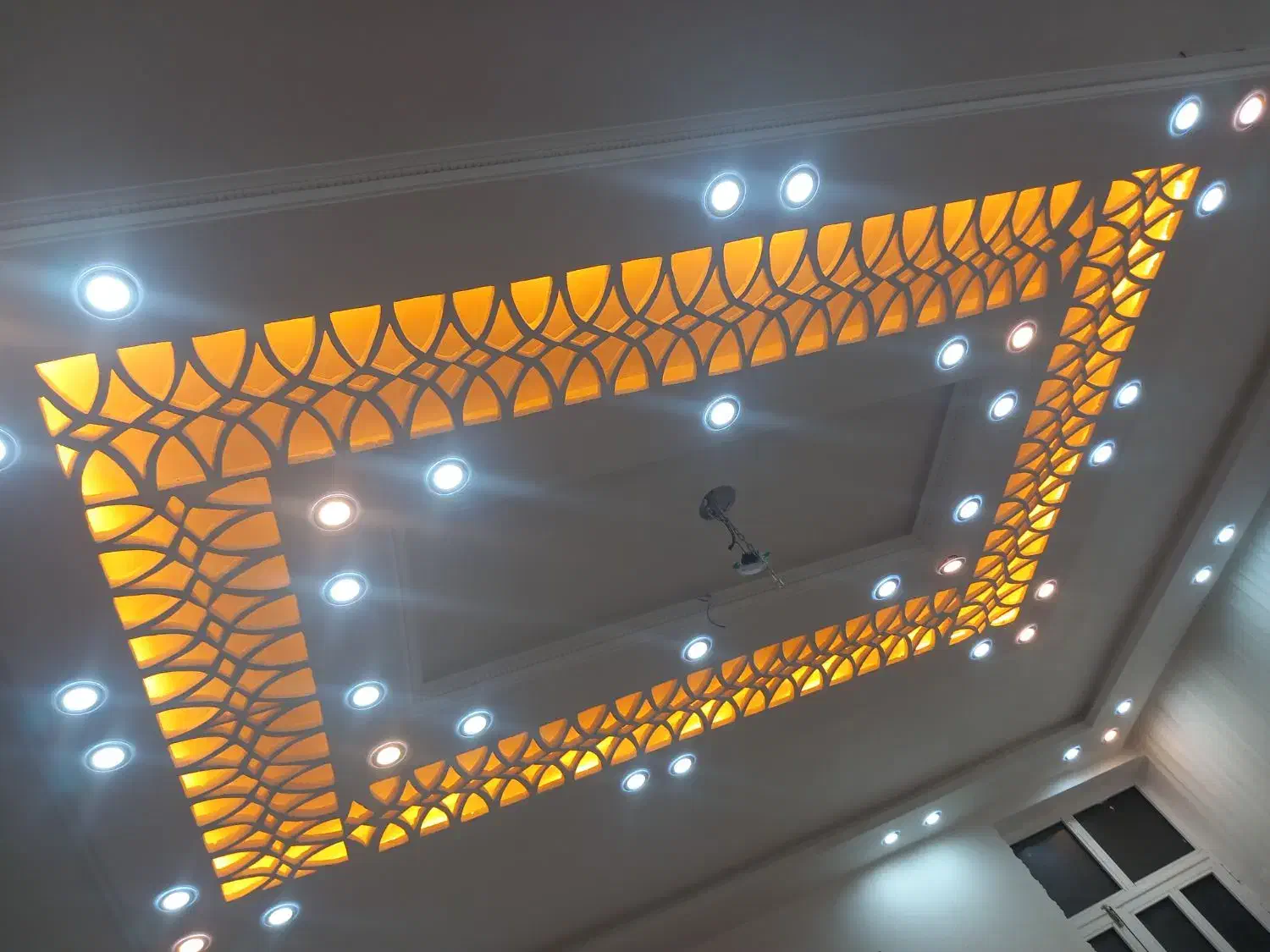 سفید کار صحرایی|خدمات پیشه و مهارت|ایوان, |دیوار