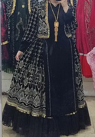 لباس محلی|لباس|بوشهر, |دیوار