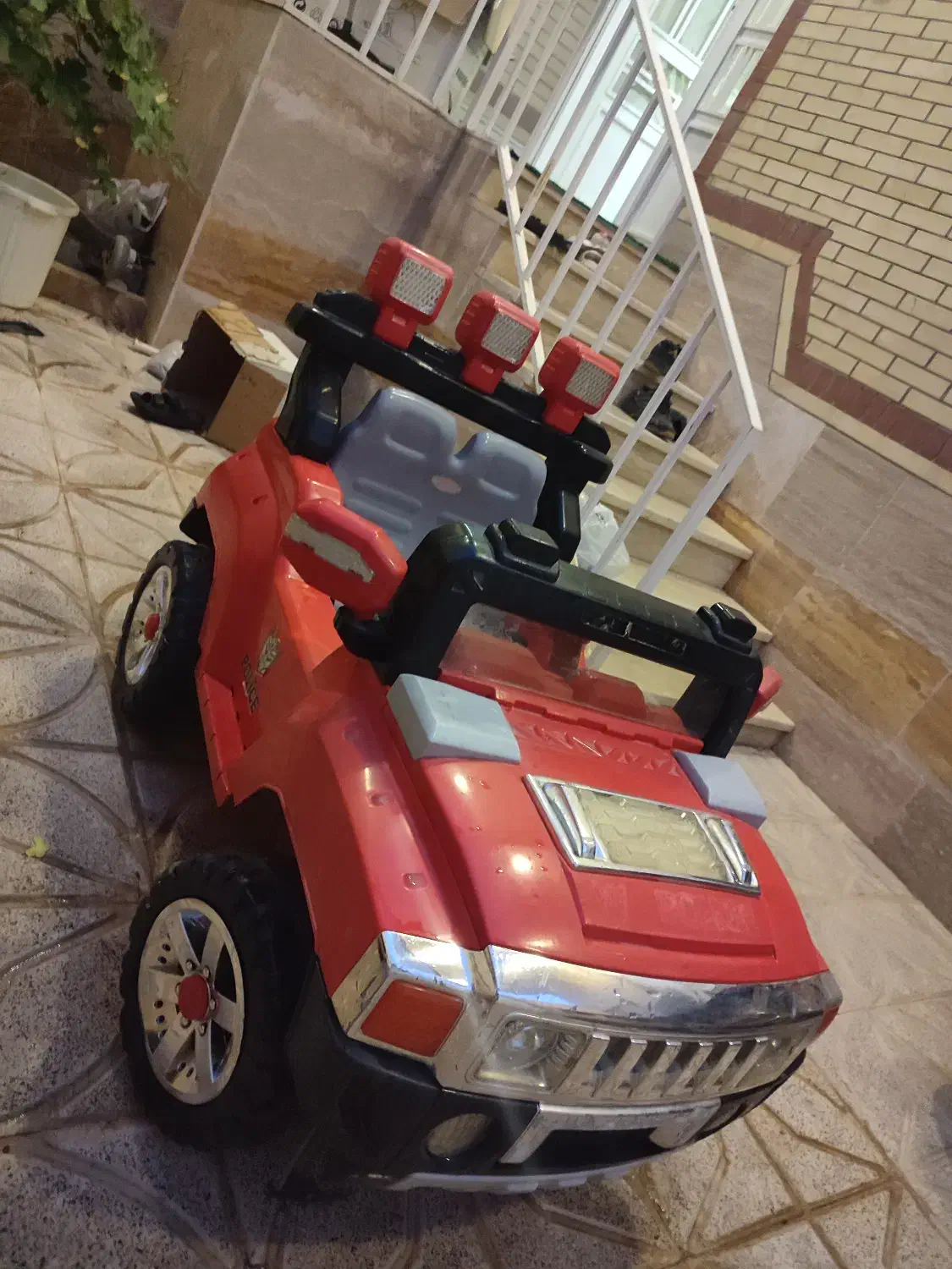 ماشین شارژی دو نفره|اسباببازی|آباده, |دیوار