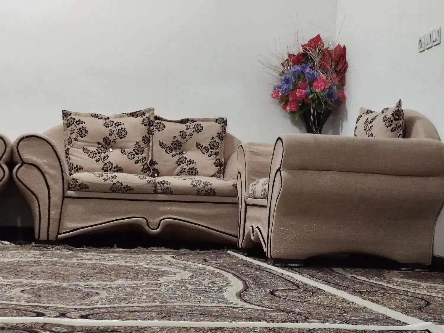 مبل 7 نفره در حد نو|مبلمان خانگی و میز عسلی|جوانرود, |دیوار