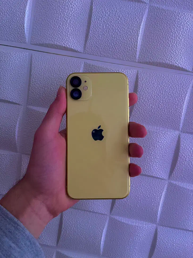 آیفون 11 نرمال|موبایل|مشهد, طلاب|دیوار