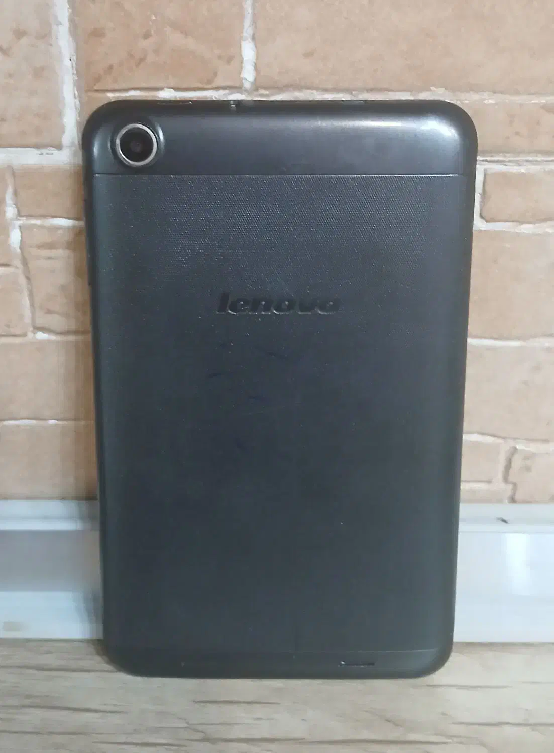 تبلت سوخته|تبلت|رودهن, |دیوار