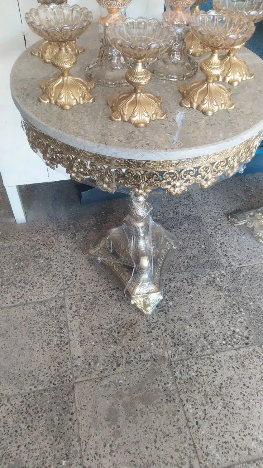 میز خاطره|میز تلفن|نجف‌آباد, امیرآباد|دیوار