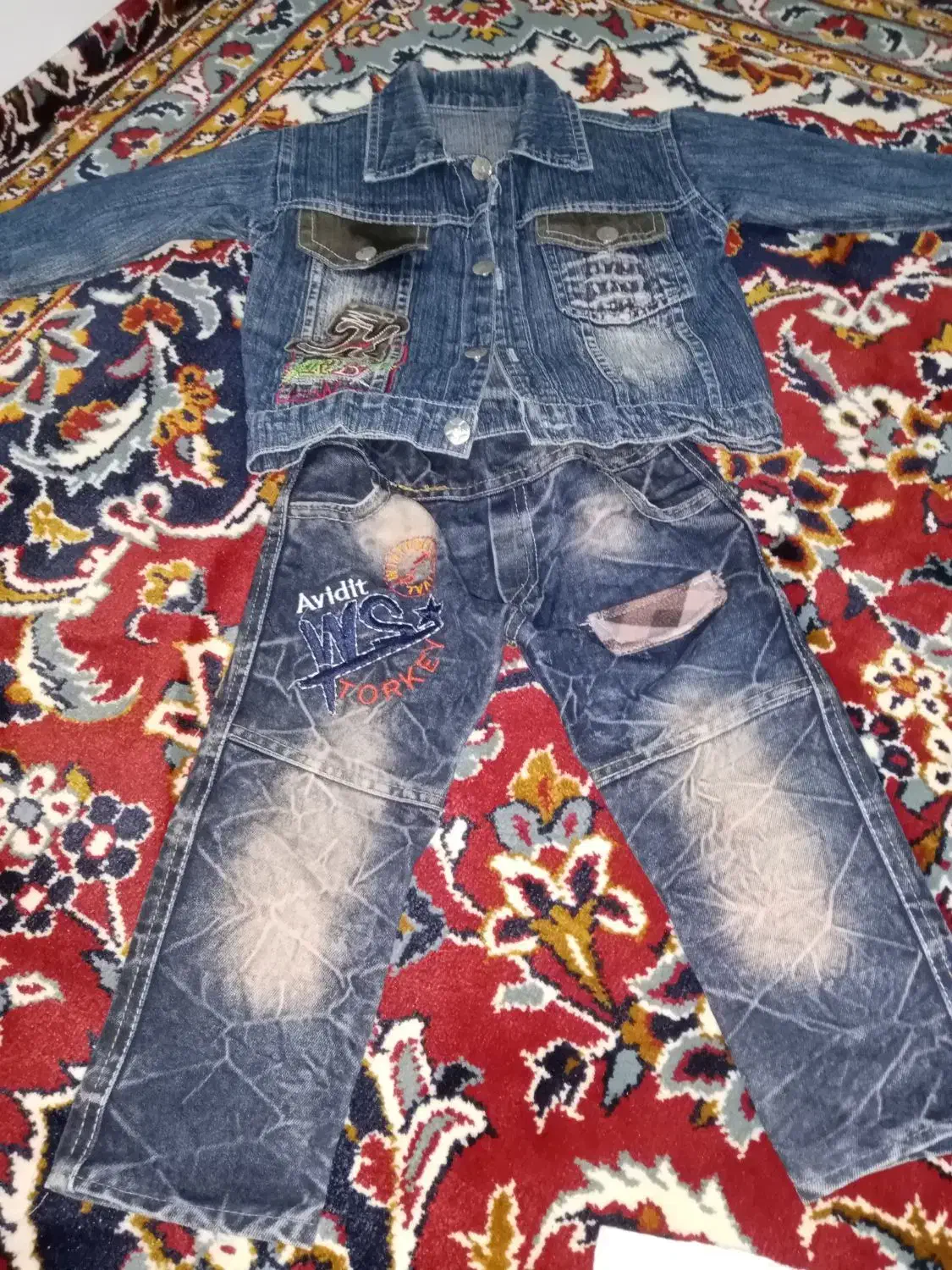 مقداری لباس بچه گانه درحد نو|کفش و لباس بچه|بیرجند, |دیوار