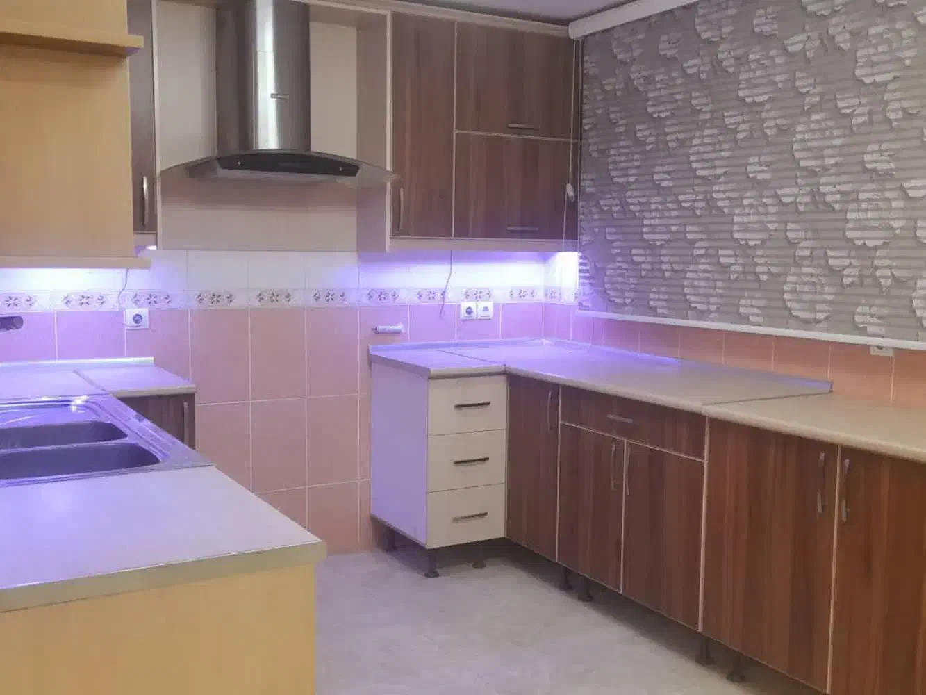 رهن آپارتمان ۹۴متری /تخلیه/آزادگان|اجارهٔ آپارتمان|قم, طلاب غیر ایرانی|دیوار