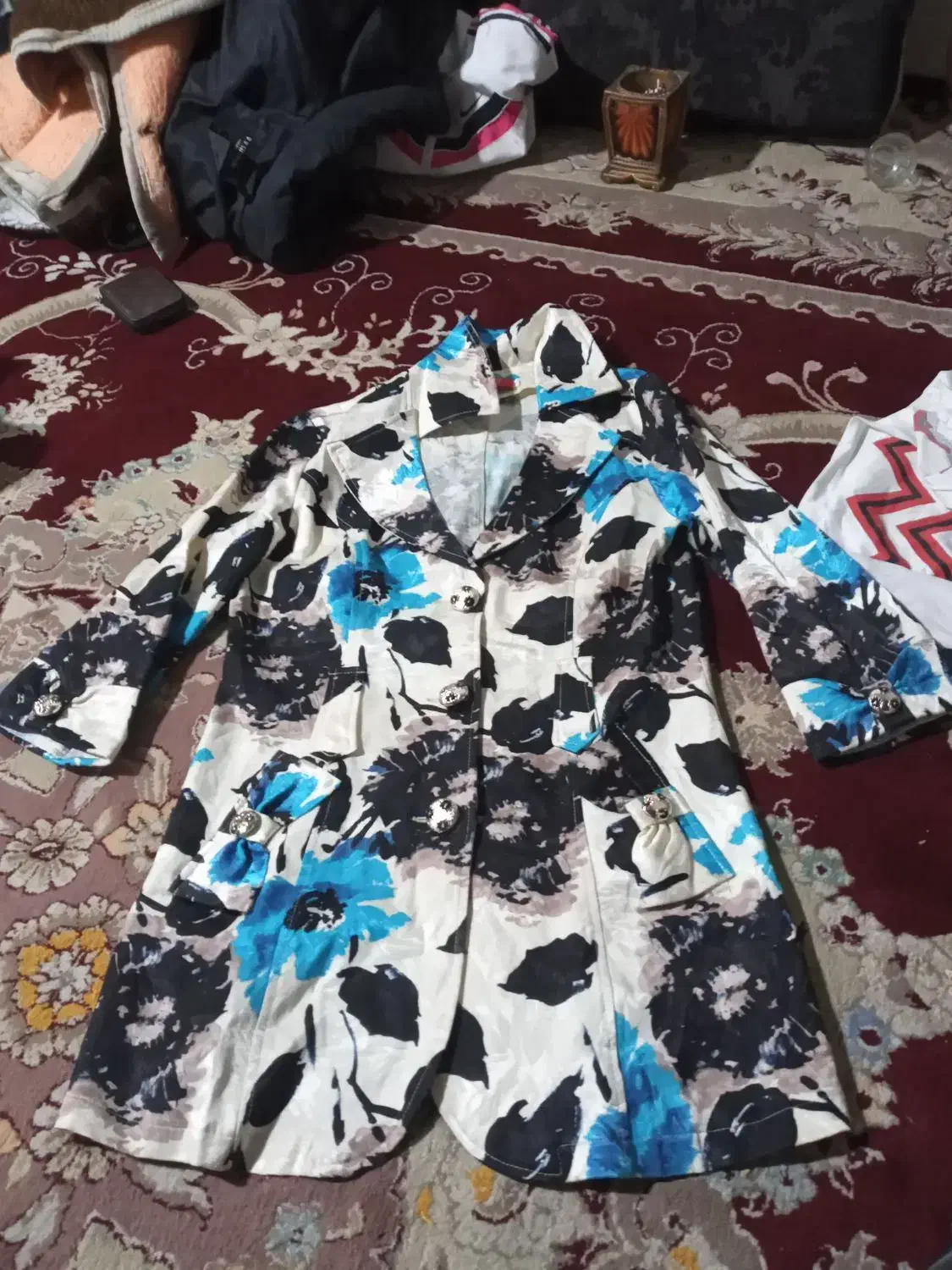 مانتو|لباس|کرمانشاه, |دیوار