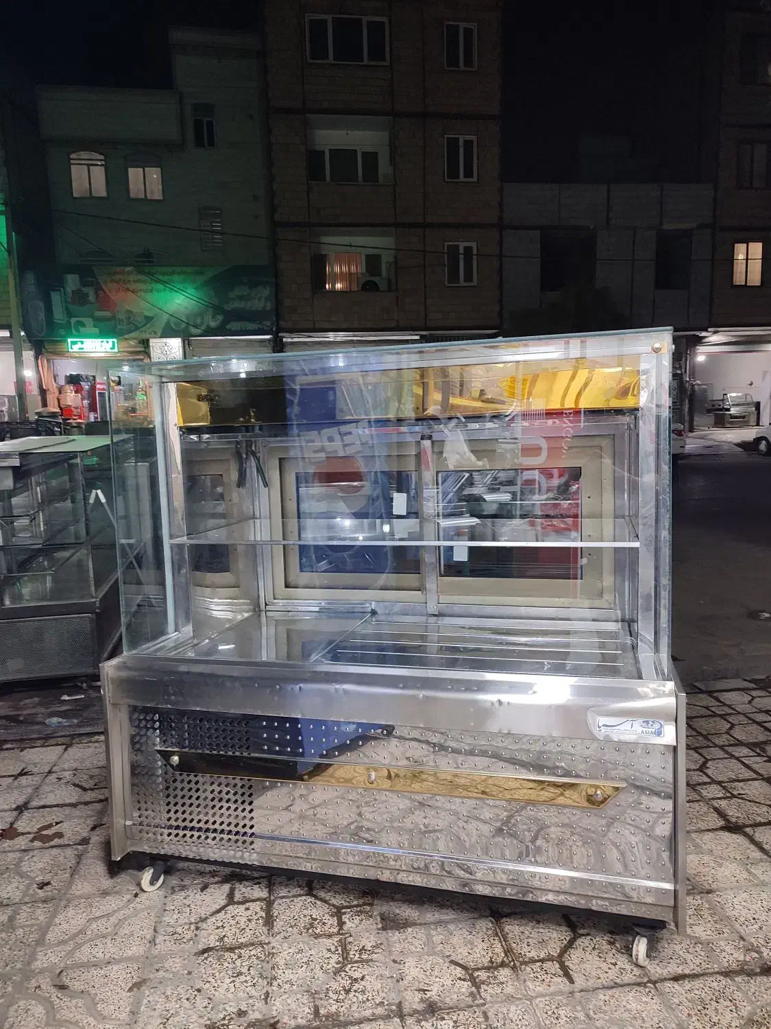 یخچال مکعبی ویترینی در حد نونو|فروشگاه و مغازه|نسیمشهر, |دیوار