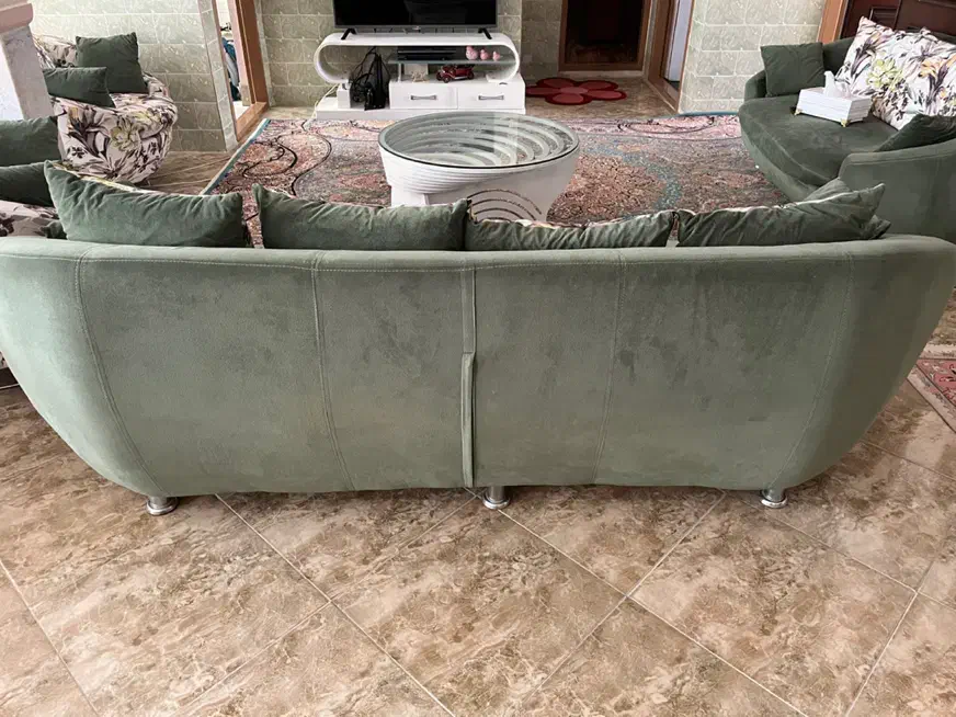 مبل راحتی|مبلمان خانگی و میز عسلی|تربت‌حیدریه, کاشانی|دیوار