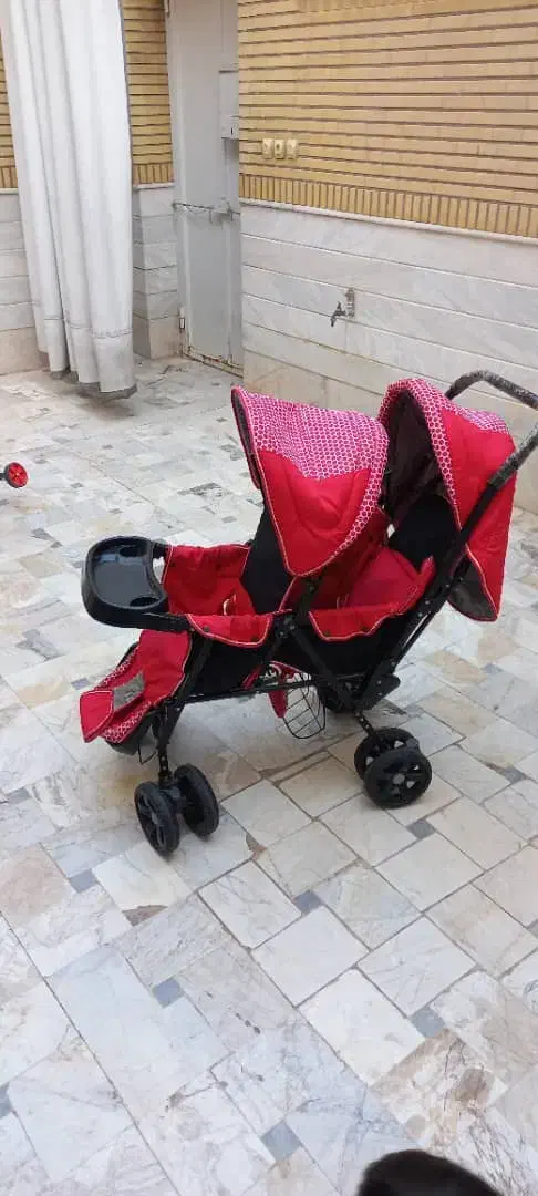 کالسکه دوقلو/ مارک دلیجان/درحد نو|کالسکه و لوازم جانبی|قم, زنبیل آباد|دیوار