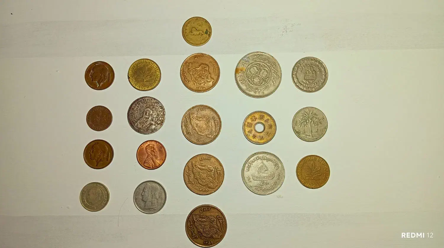 مقدار زیادی سکه و پول های قدیمی|کلکسیون سکه، تمبر، اسکناس|مشهد, رضاییه|دیوار