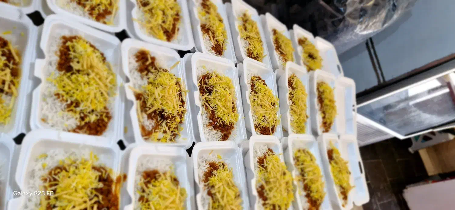 اشپز ماهر و کارگر ساده|استخدام خدمات فروشگاه و رستوران|تهران, باغ فیض|دیوار