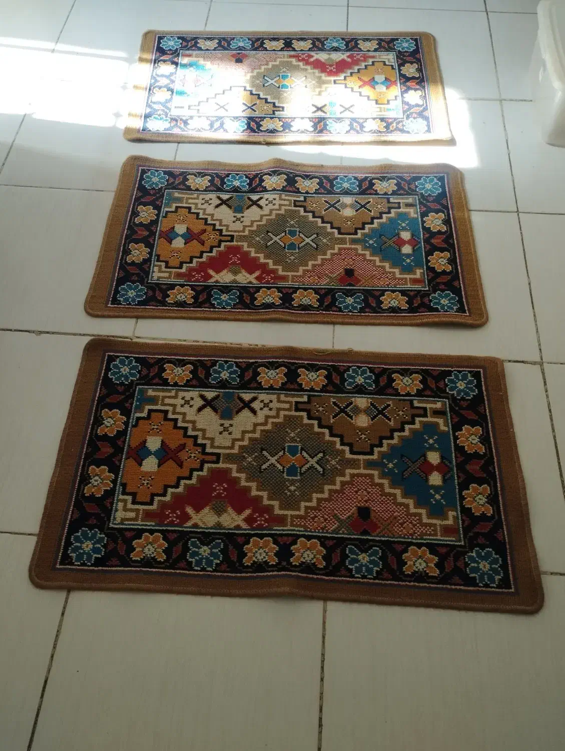 پادری|پادری|بروجرد, |دیوار