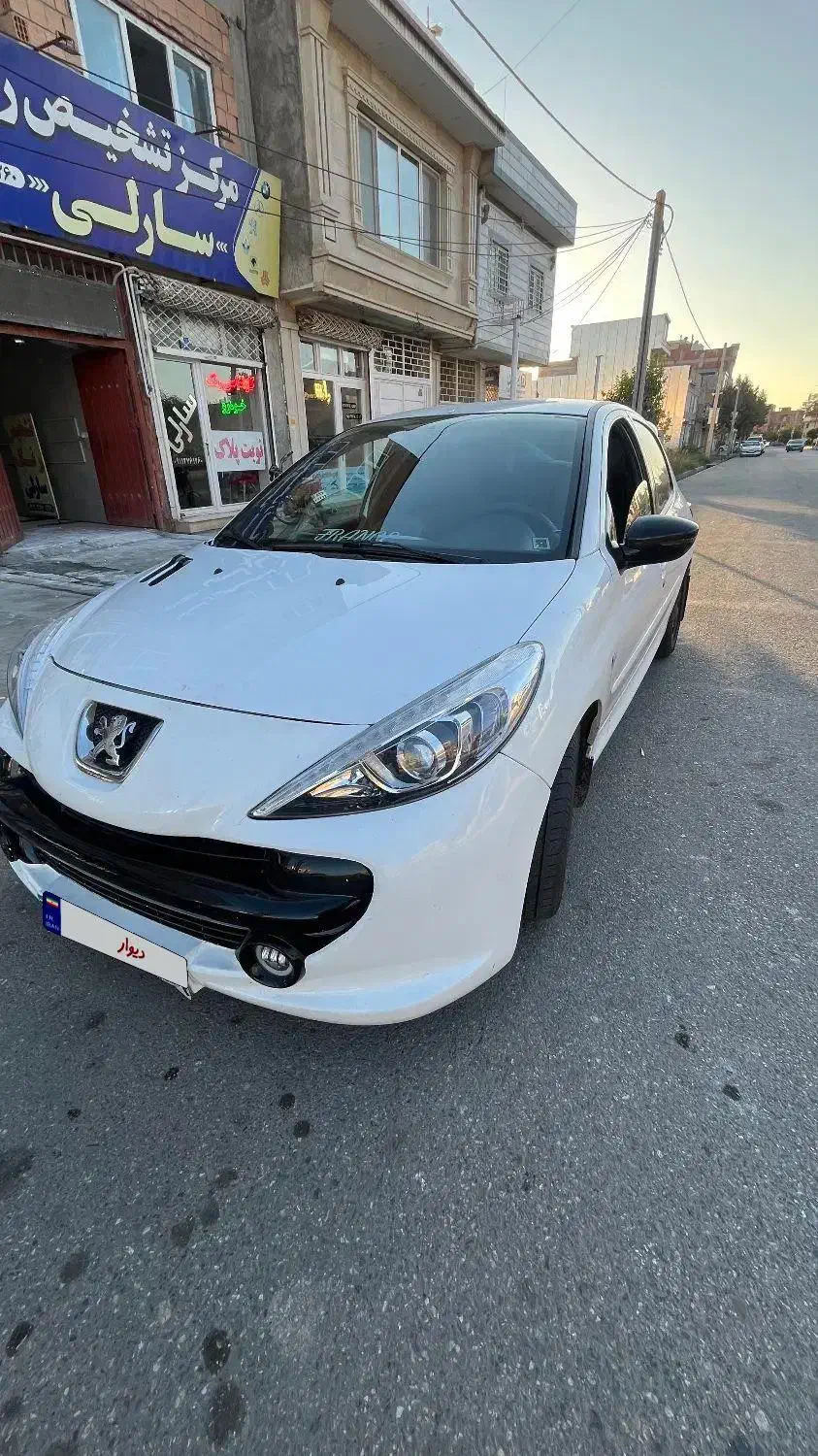 ۲۰۷ لوازمی|خودرو سواری و وانت|آزادشهر, |دیوار