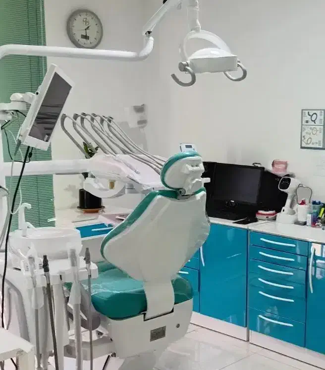 ایمپلنت، امور درمانی و زیبایی با بیمه و آزاد(قسطی)|خدمات آرایشگری و زیبایی|ارزوئیه, |دیوار