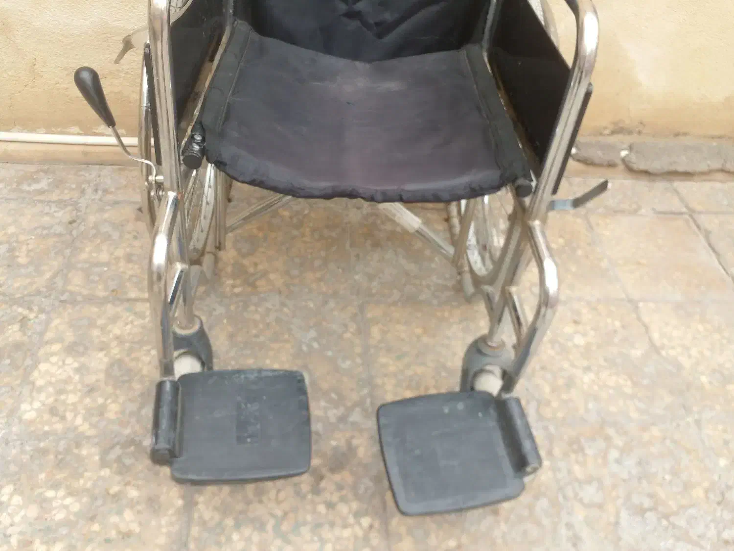 ولیچر و تخت بیمار سالم قیمت مناسب|آرایشی، بهداشتی، درمانی|قم, صدوق|دیوار