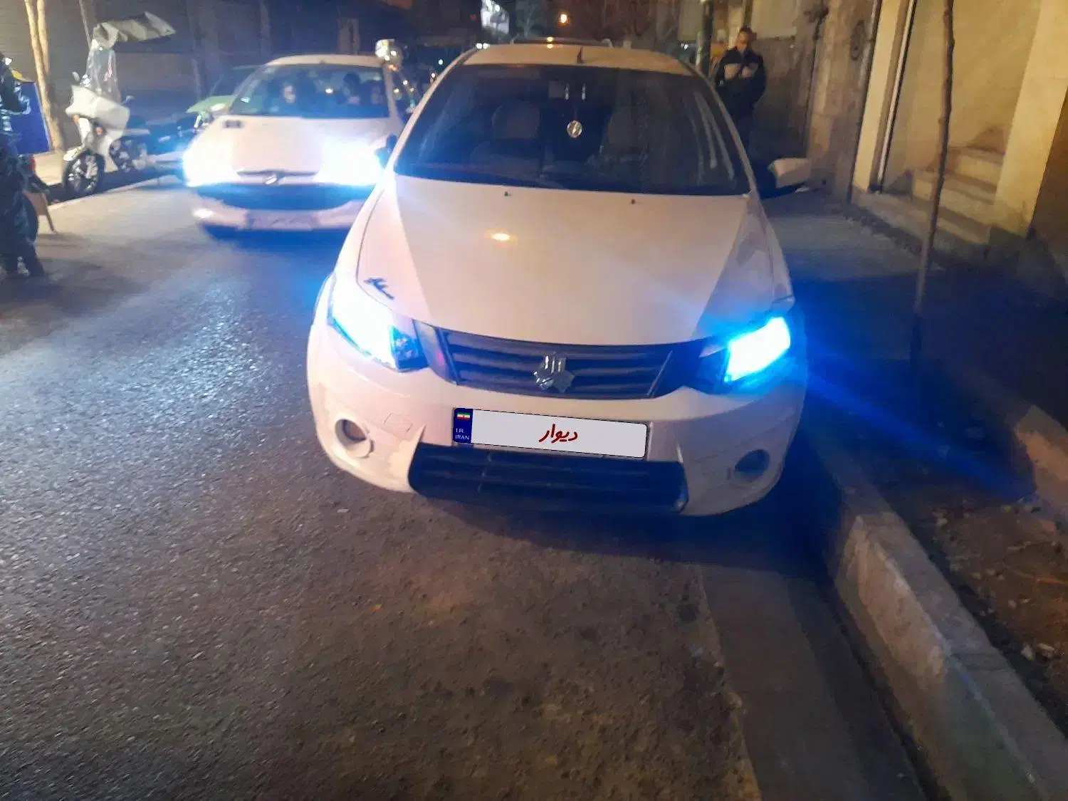 ساینا پلاس مدل 1400|خودرو سواری و وانت|تهران, فلسطین (میدان انقلاب)|دیوار