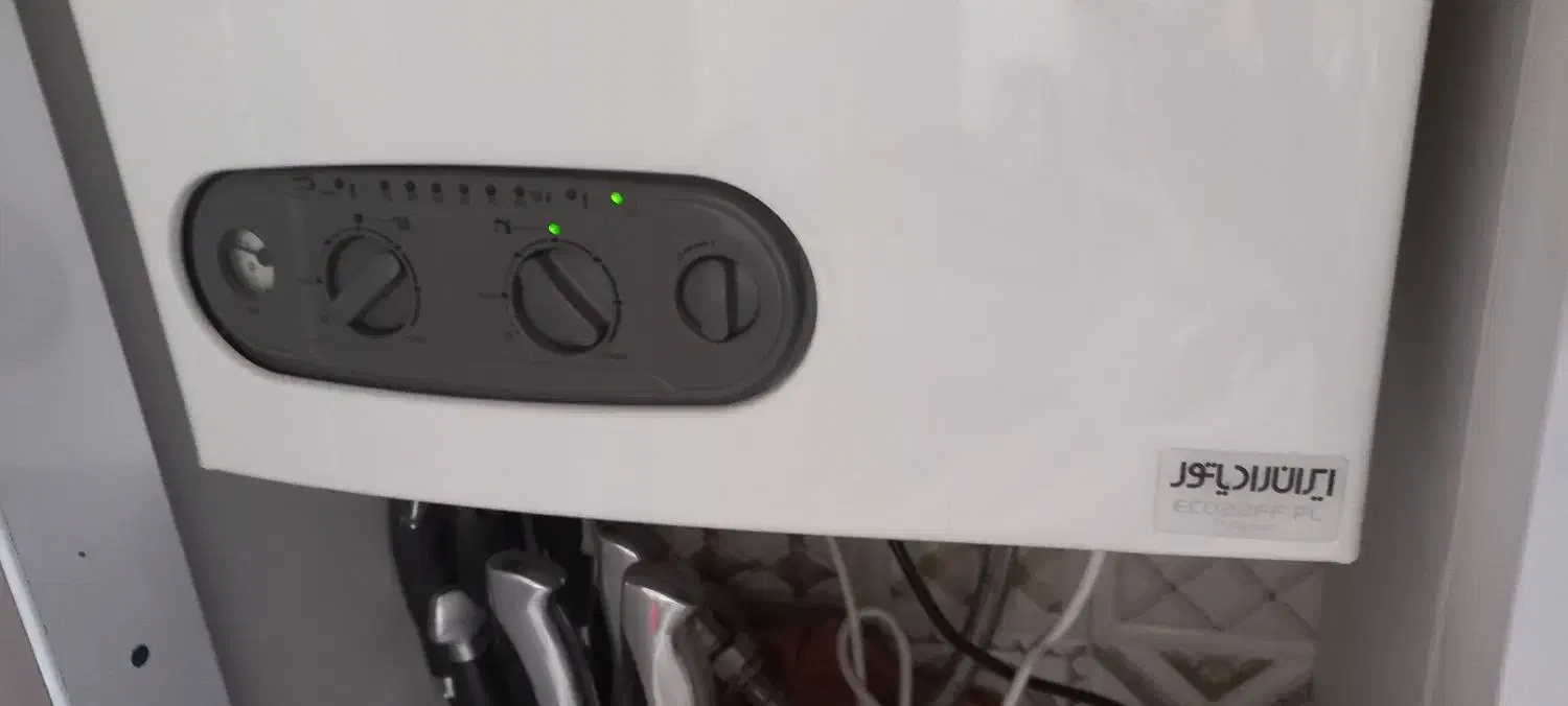 تعمیرات تعمیرکار سرویسکار پکیچ شوفاژ آبگرمکن بخاری|خدمات پیشه و مهارت|شیراز, ریشمک|دیوار