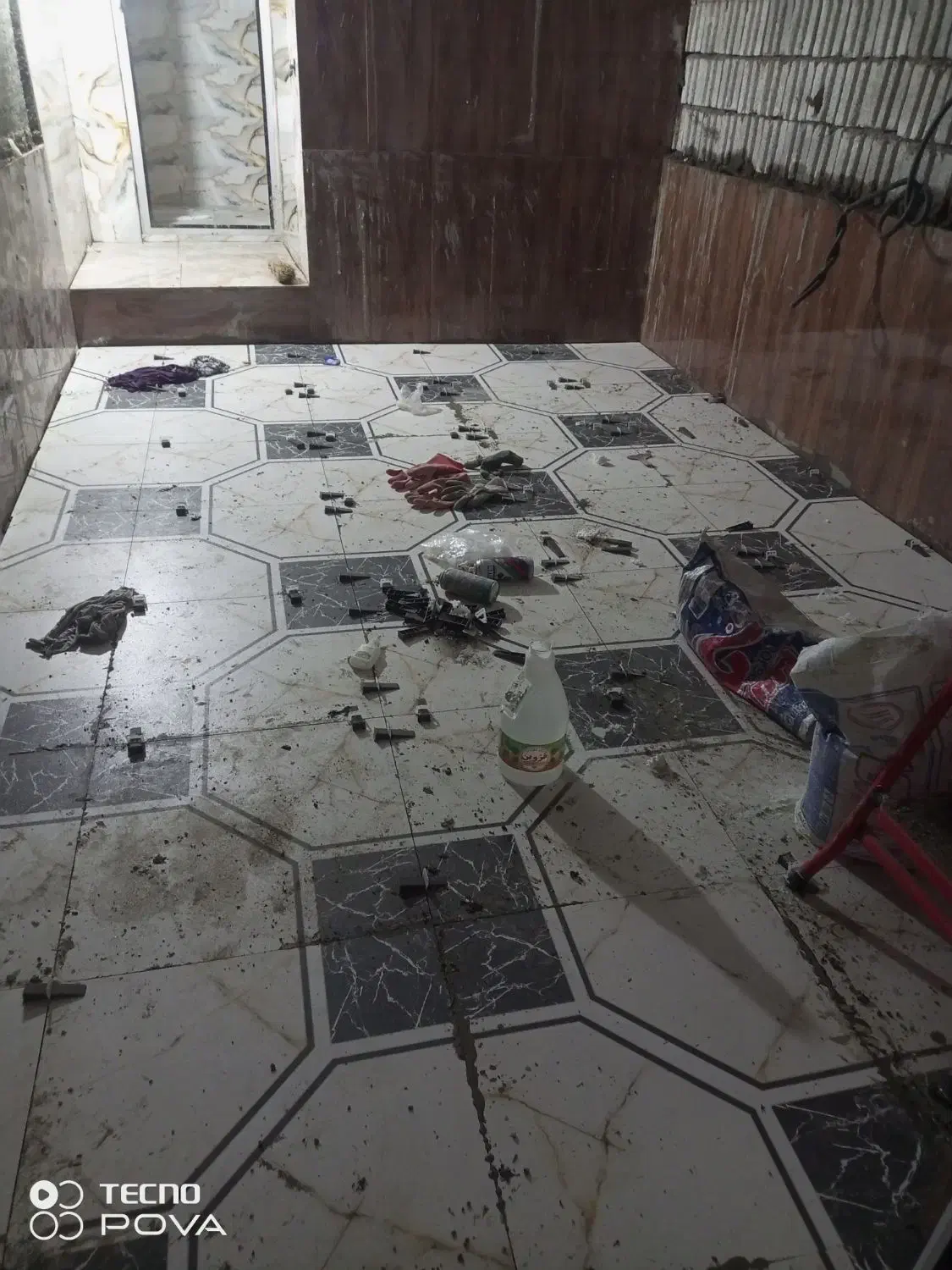 کاشی کار نما کار|خدمات پیشه و مهارت|سلماس, |دیوار