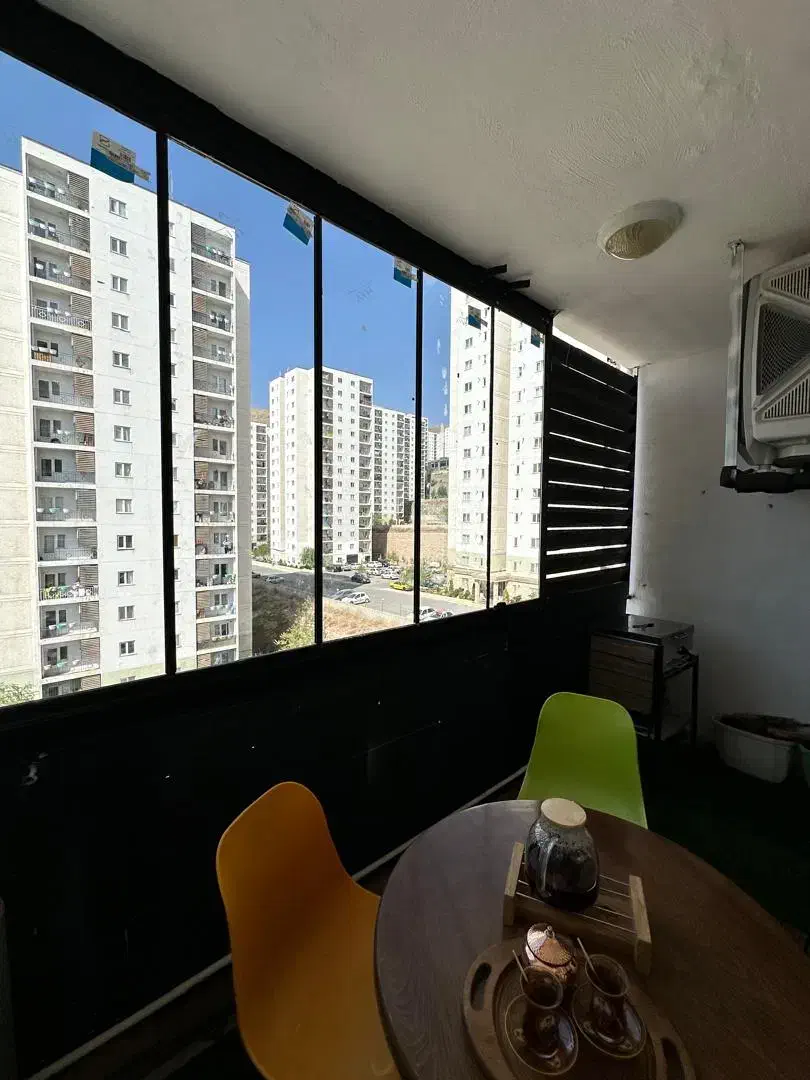 شیشه تاشو بالکن نرده شیشه ای تسویه بعد از تحویل|خدمات پیشه و مهارت|تهران, شهرک چیتگر|دیوار