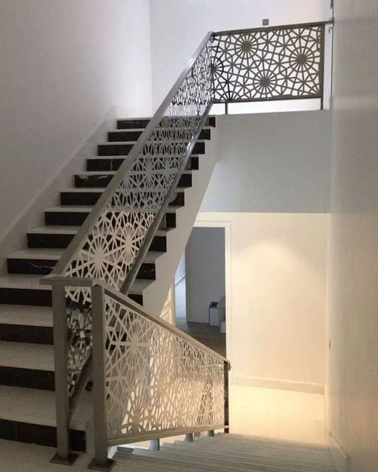 برشکاری و خمکاری ورق تا ۸ میلیمتر ذیرفته میشود|خدمات پیشه و مهارت|بوشهر, |دیوار