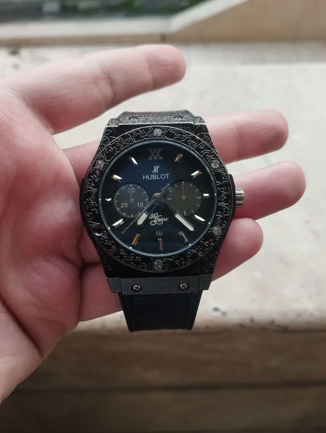 ساعت هابلوت حکاکی شده بند پروانه ای تک موتوره سالم|ساعت|رشت, استقامت ۱|دیوار