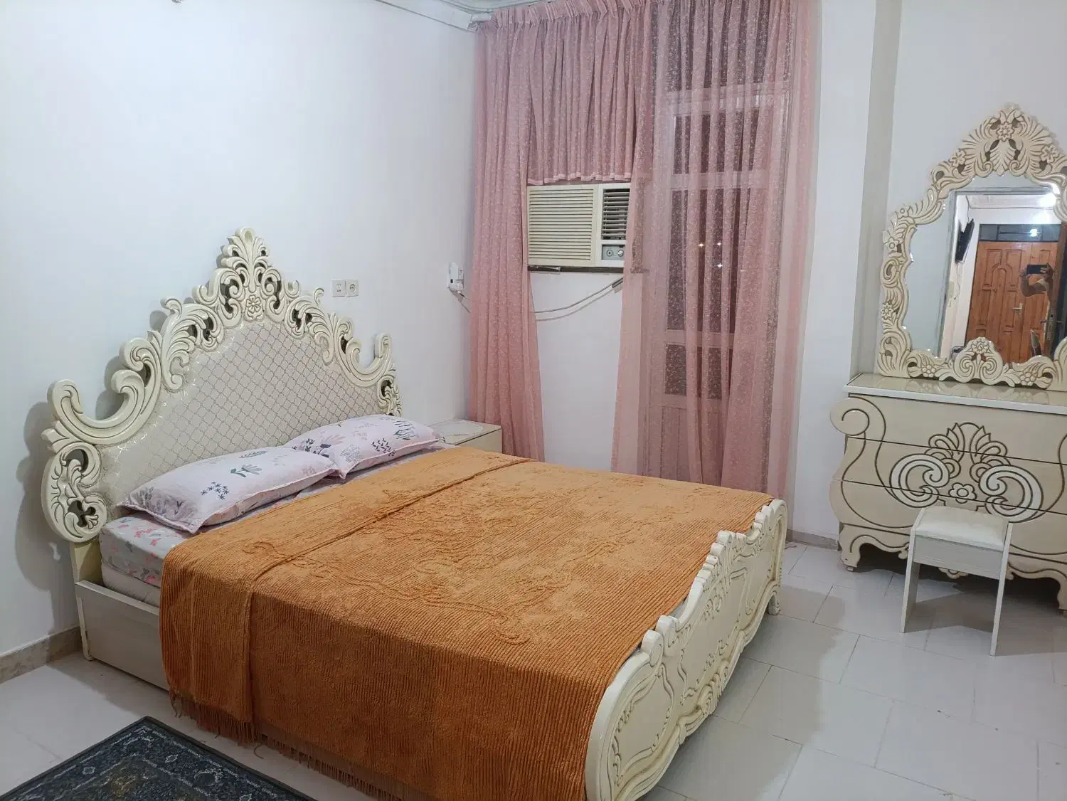 سوییت آپارتمان مبله شیک رفاهی روزانه ماهانه سالانه|اجارهٔ کوتاهمدت آپارتمان و سوئیت|بندرعباس, |دیوار