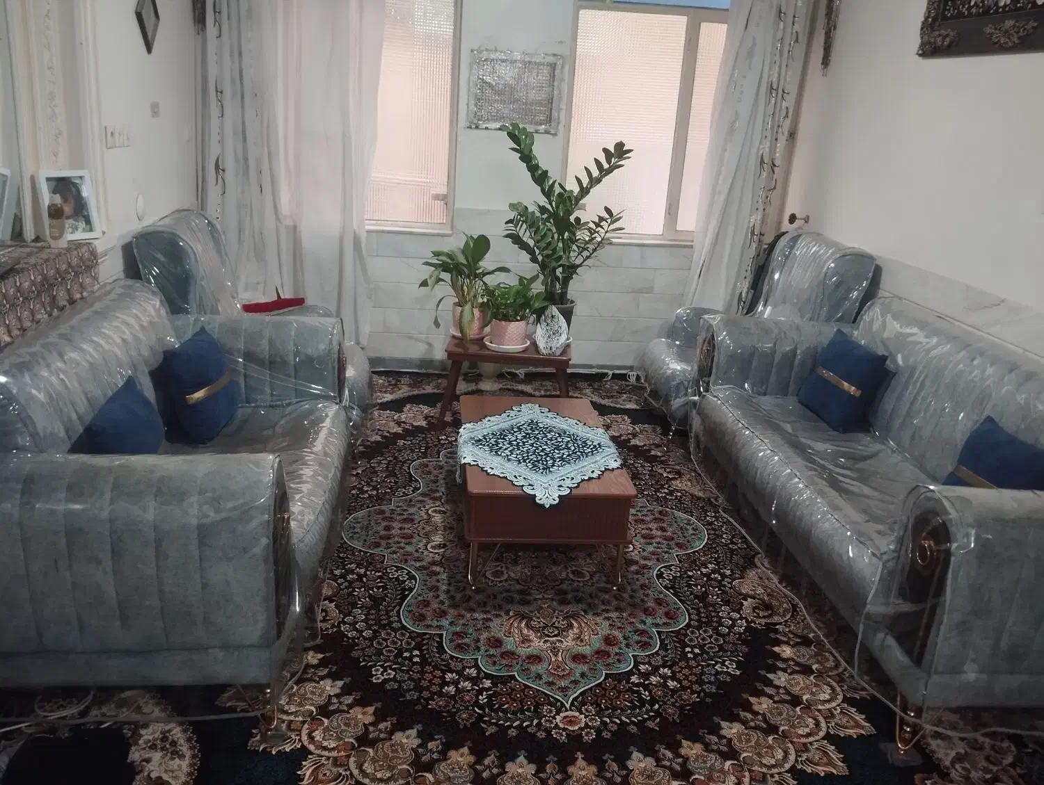 مبل راحتی هفت نفره|مبلمان خانگی و میز عسلی|قم, شهرک امام حسین|دیوار