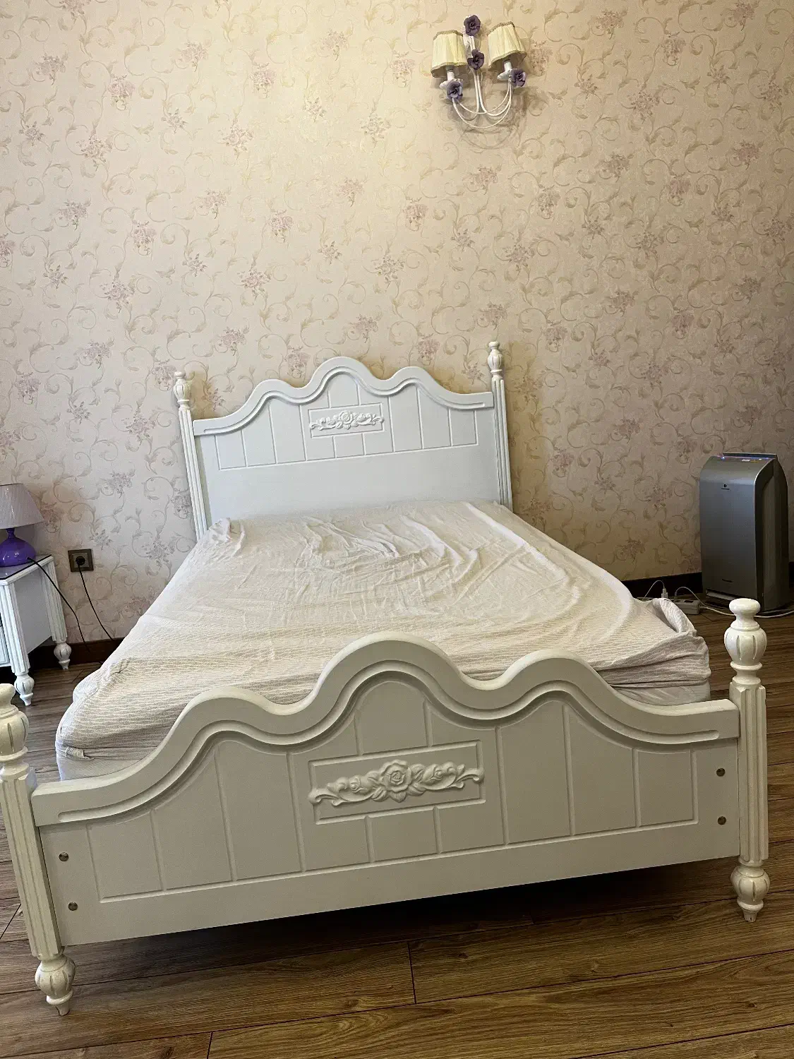 سرویس تخت خواب|تخت و سرویس خواب|اصفهان, باغ زرشک|دیوار