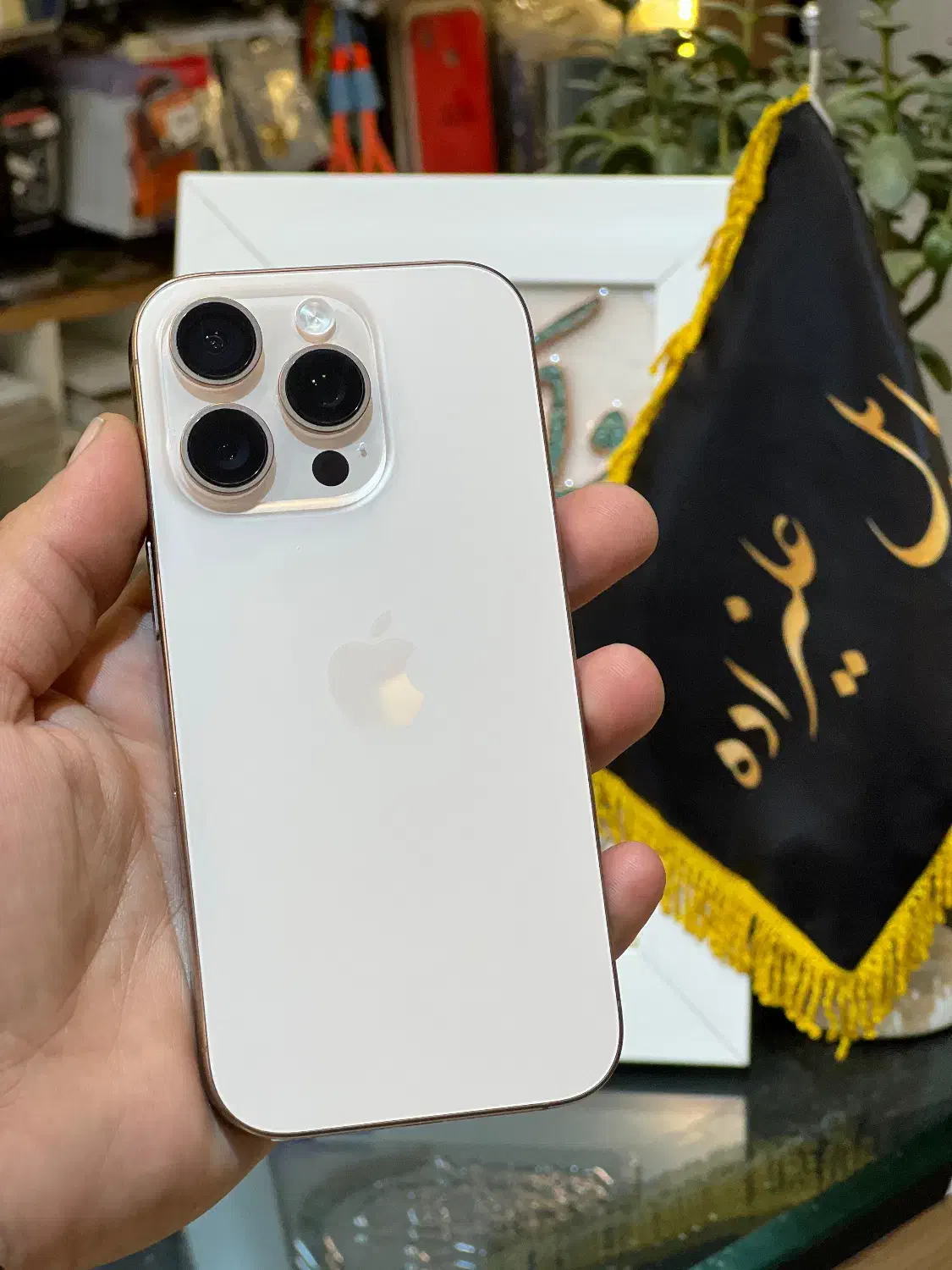 iphoen 16pro حافظه 512 باتری 100|موبایل|نیشابور, هفده شهریور|دیوار