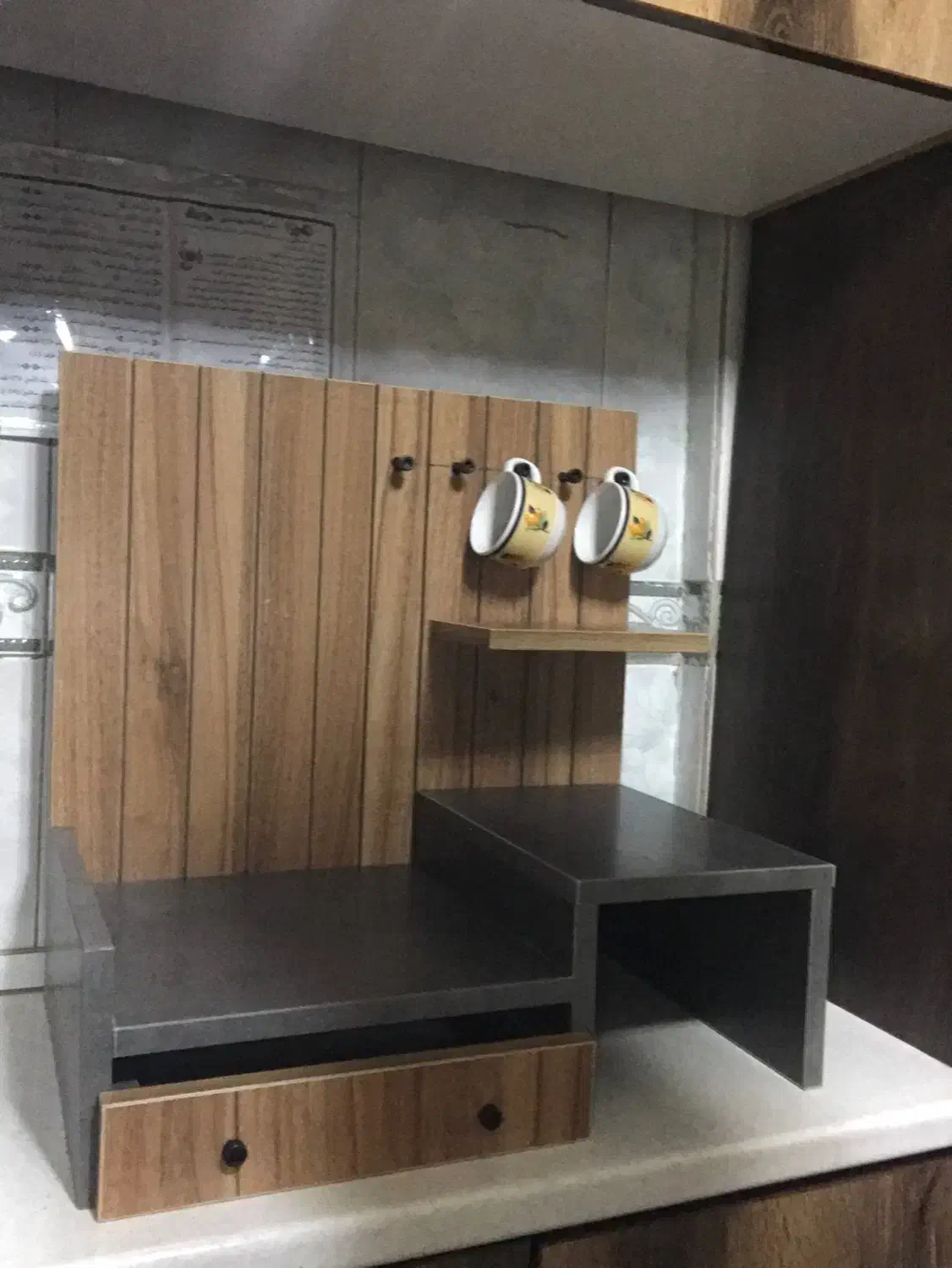 کافی بار|آبچکان و نظمدهنده ظروف|تهران, شهرآرا|دیوار