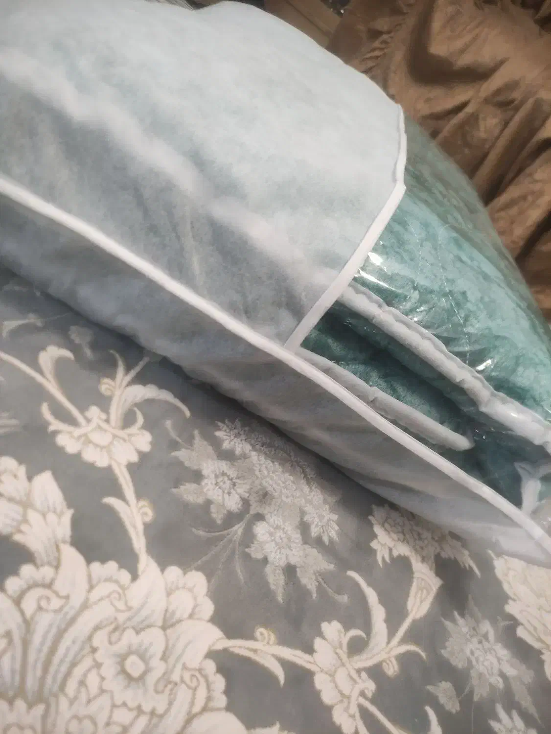 تشک مسافرتی جنس عالی و زخیم|رختخواب، بالش، پتو|کرمانشاه, |دیوار