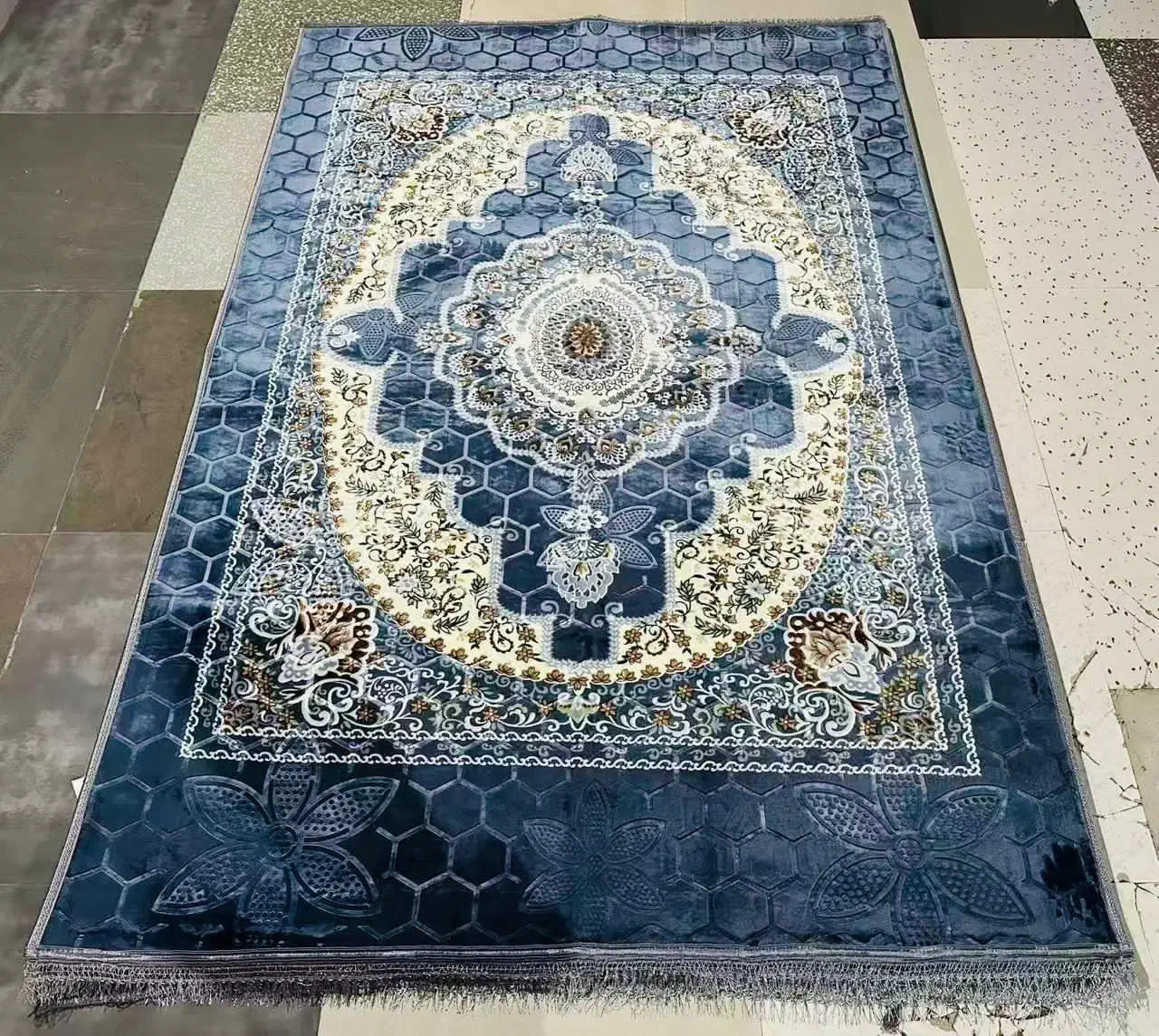 فرشینه|فرش|بیرجند, |دیوار