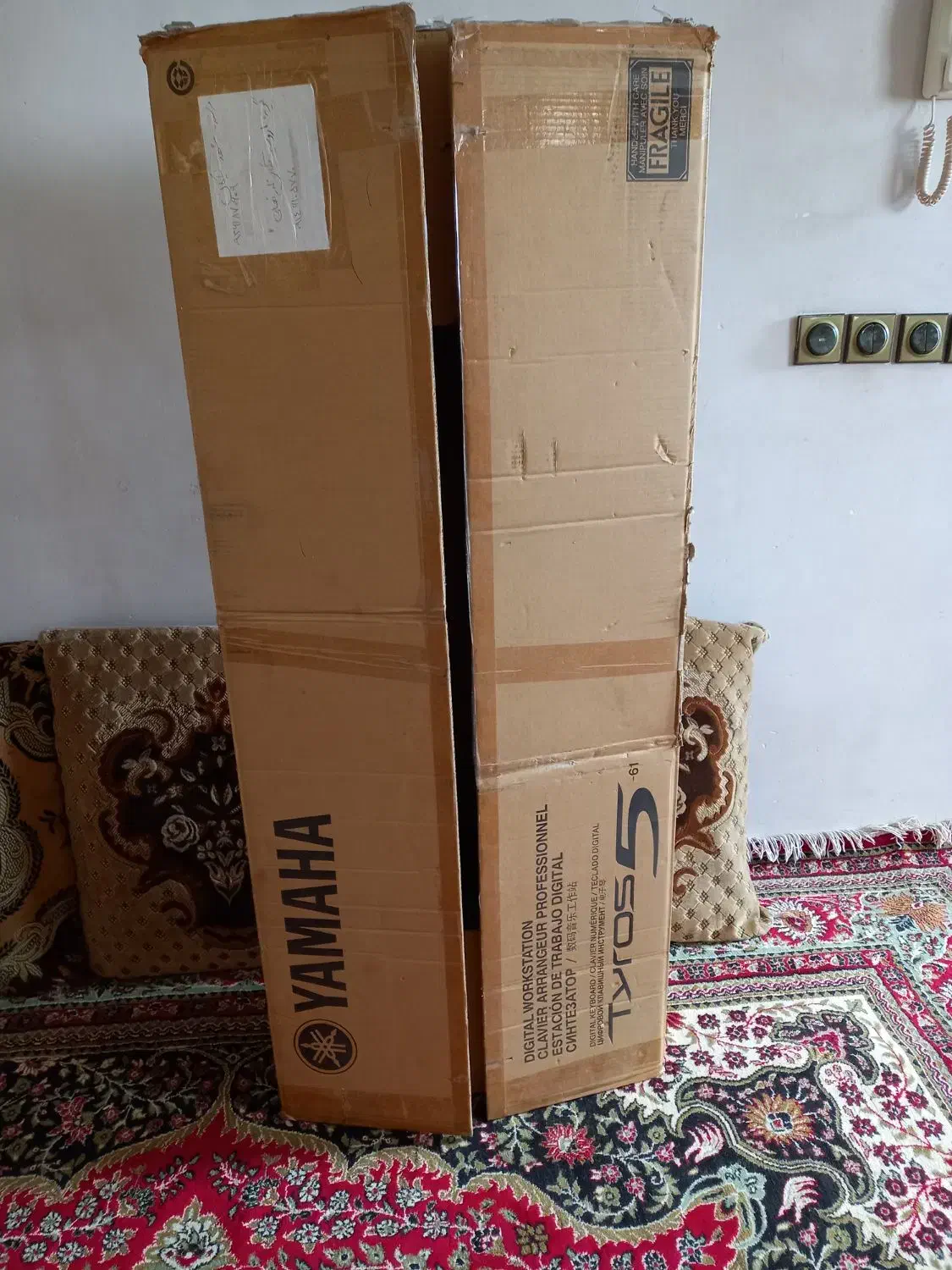 کارتن تایروس ۵|پیانو، کیبورد، آکاردئون|ارومیه, |دیوار