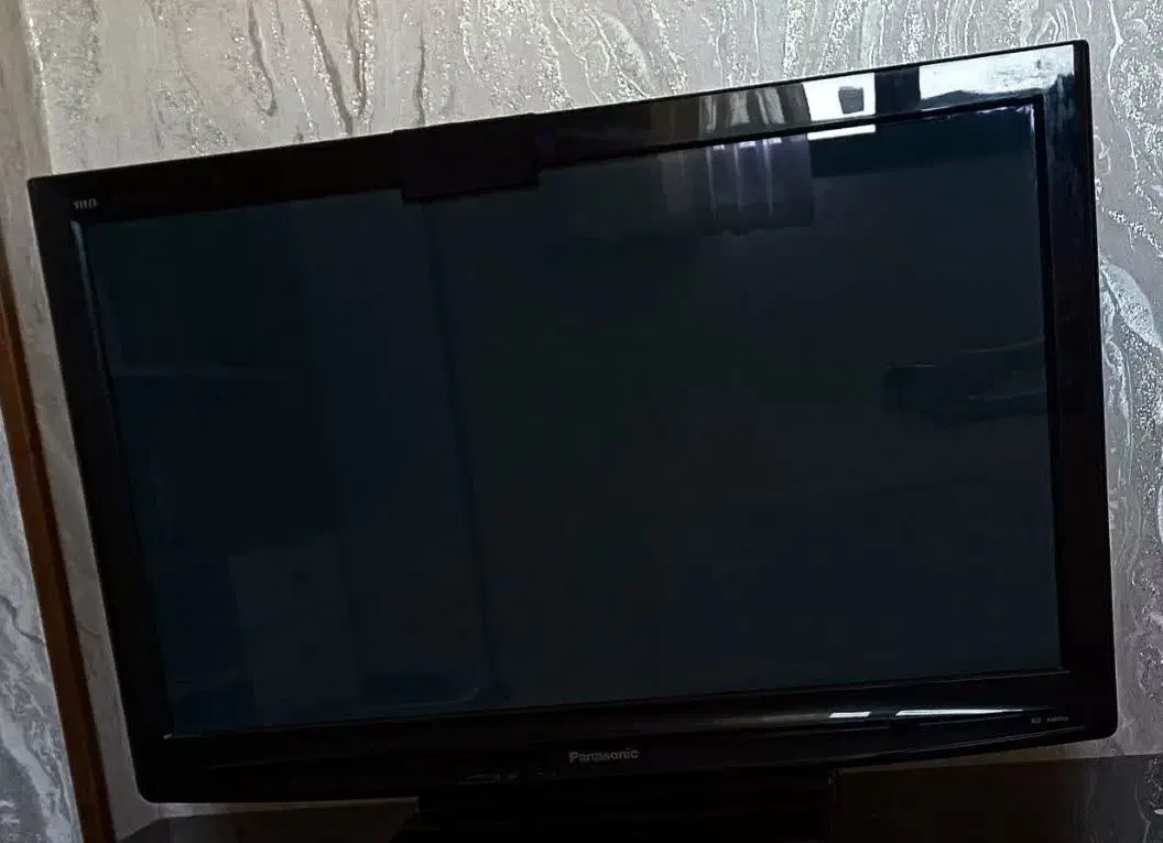 تلوزیون پاناسونیک 42 اینچ|تلویزیون و پروژکتور|اصفهان, مفتح|دیوار