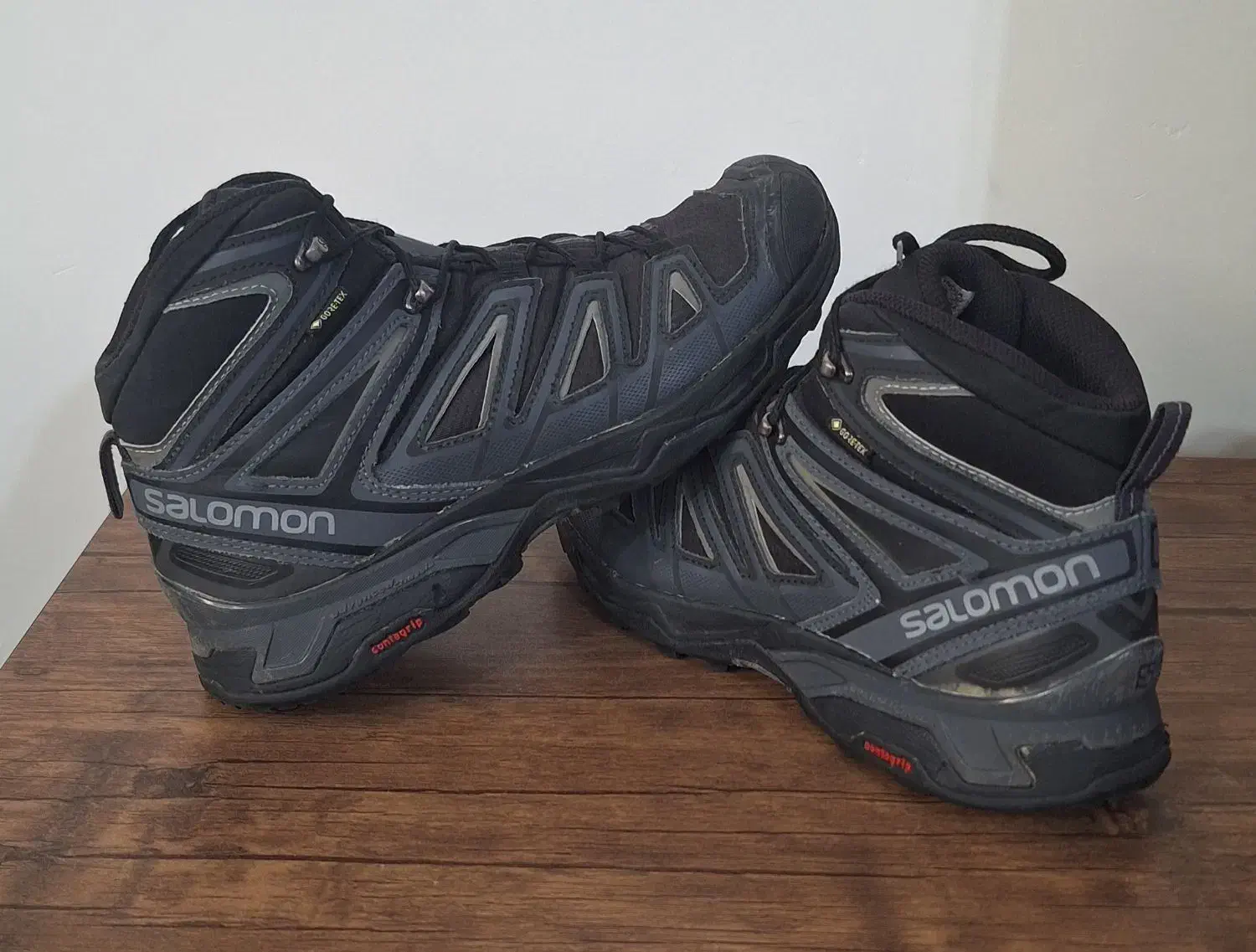 کفش کوهنوردی سالومون اصل|کیف، کفش، کمربند|تهران, جمهوری|دیوار