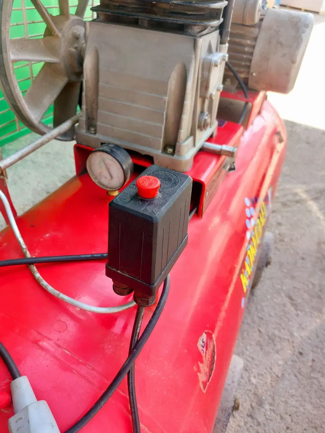 پمپ باد ۲۵۰ کدخدایی|ابزارآلات|اصفهان, ارداجی|دیوار