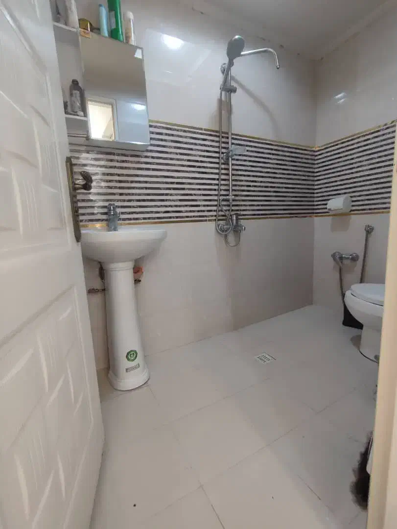 ۸۷ متر دو خوابه فول امکانات