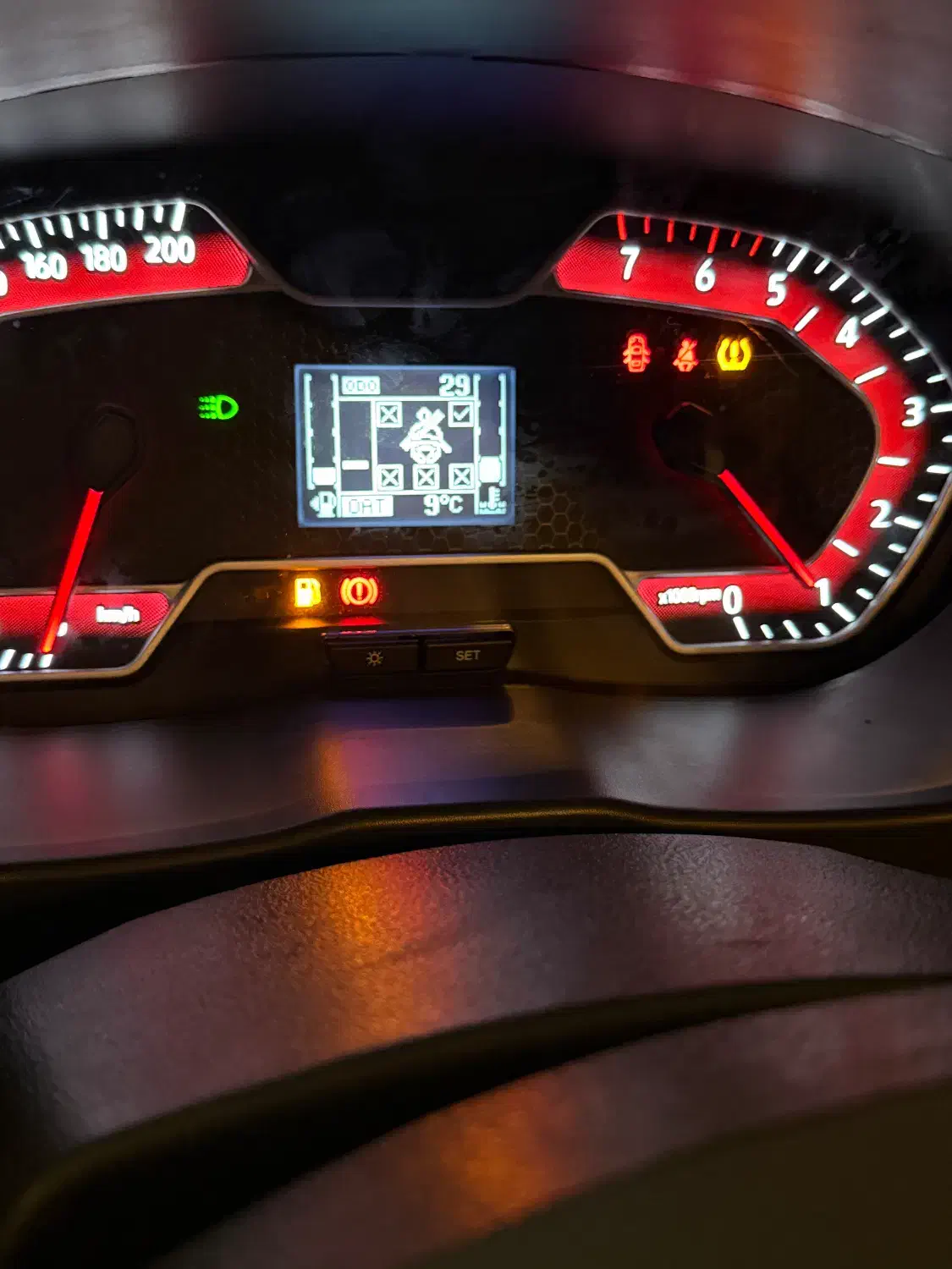 اطلس GL|خودرو سواری و وانت|اندیشه, اندیشه فاز ۱|دیوار