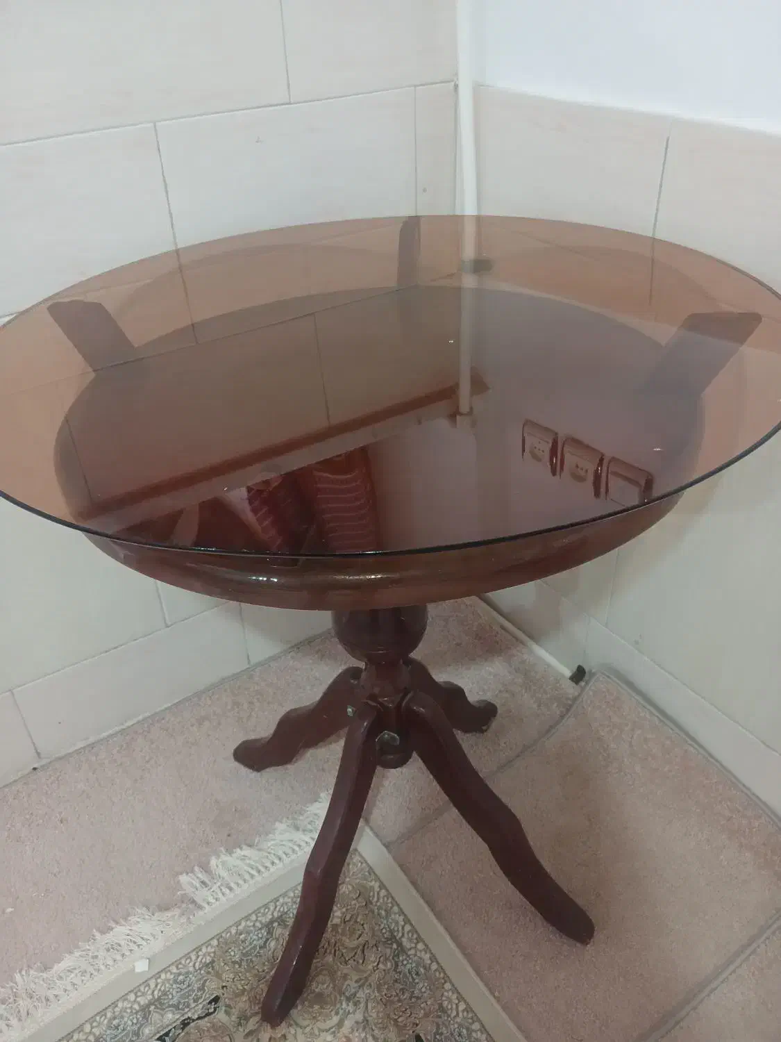 میز صبحانه|میز و صندلی غذاخوری|قم, نیروگاه|دیوار