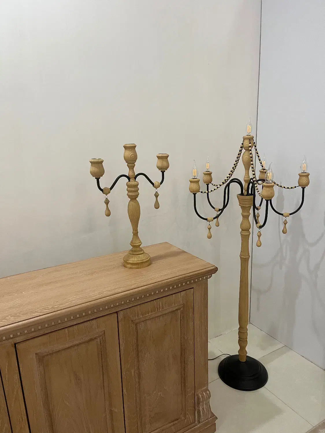 آباژور لوستر کنار سالنی|چراغ خواب و آباژور|تهران, دستغیب|دیوار