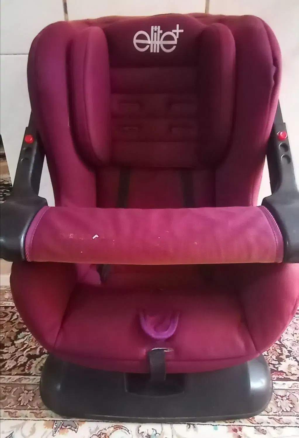 صندلی بچه دست دوم، کاملاً سالم و تمیز|کالسکه و لوازم جانبی|دلیجان, |دیوار